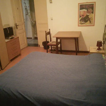 Buffo Ξενοδοχείο